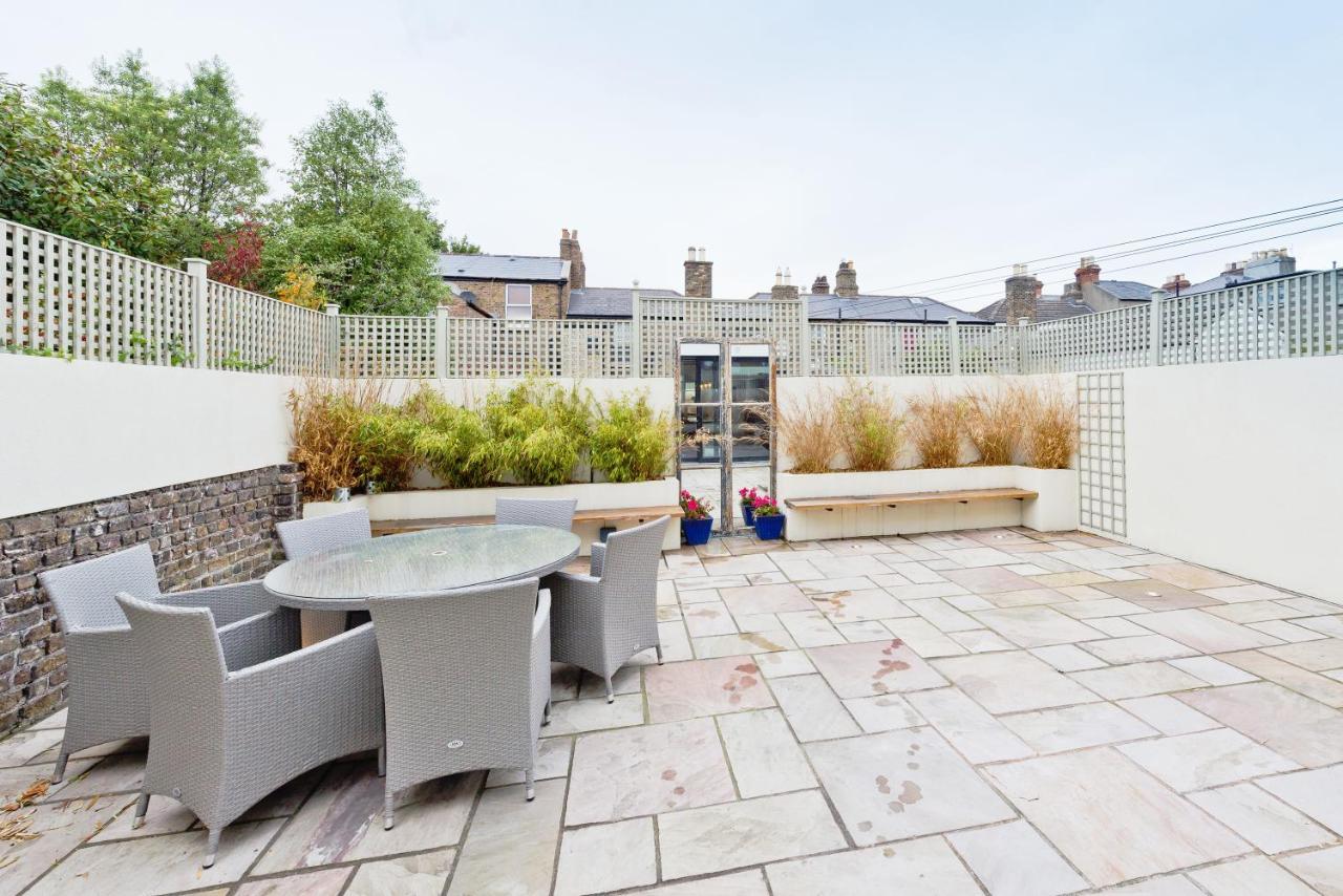 The Van Morrison Suite - Hiphipstay Dublin Exteriör bild